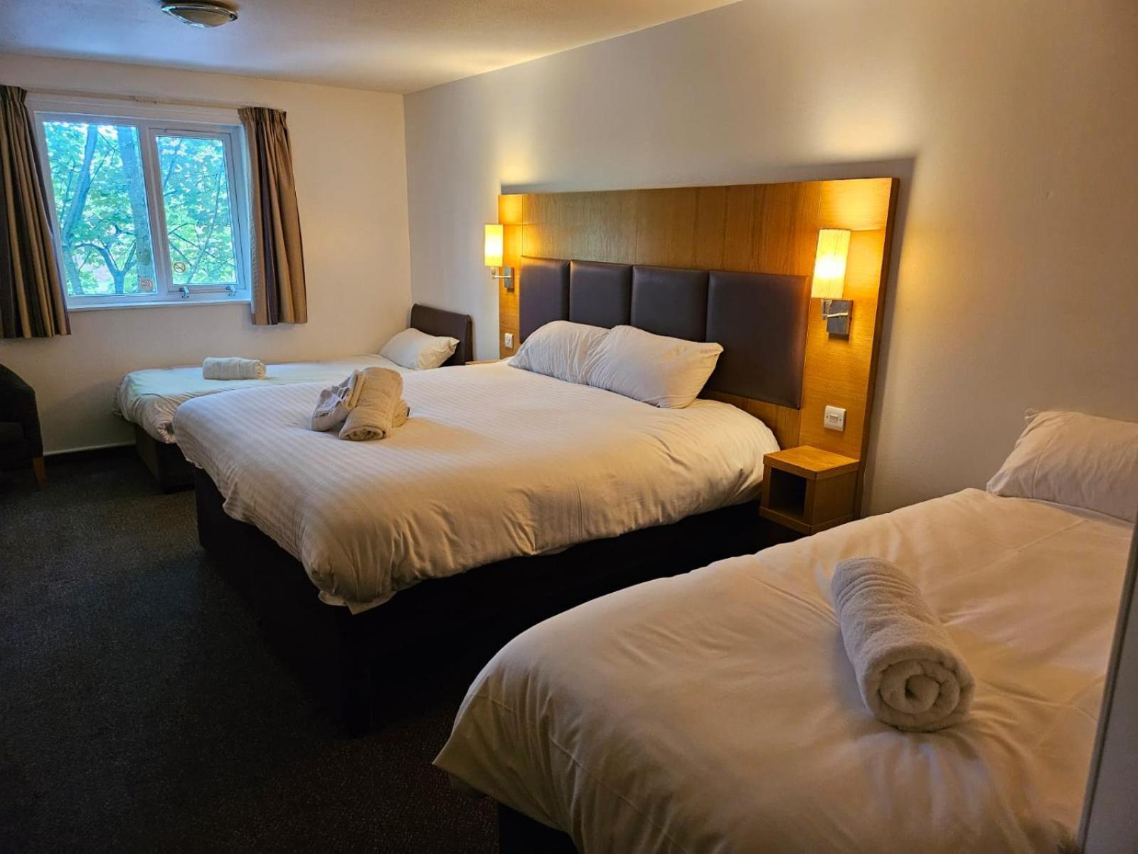 V Manchester Hotel